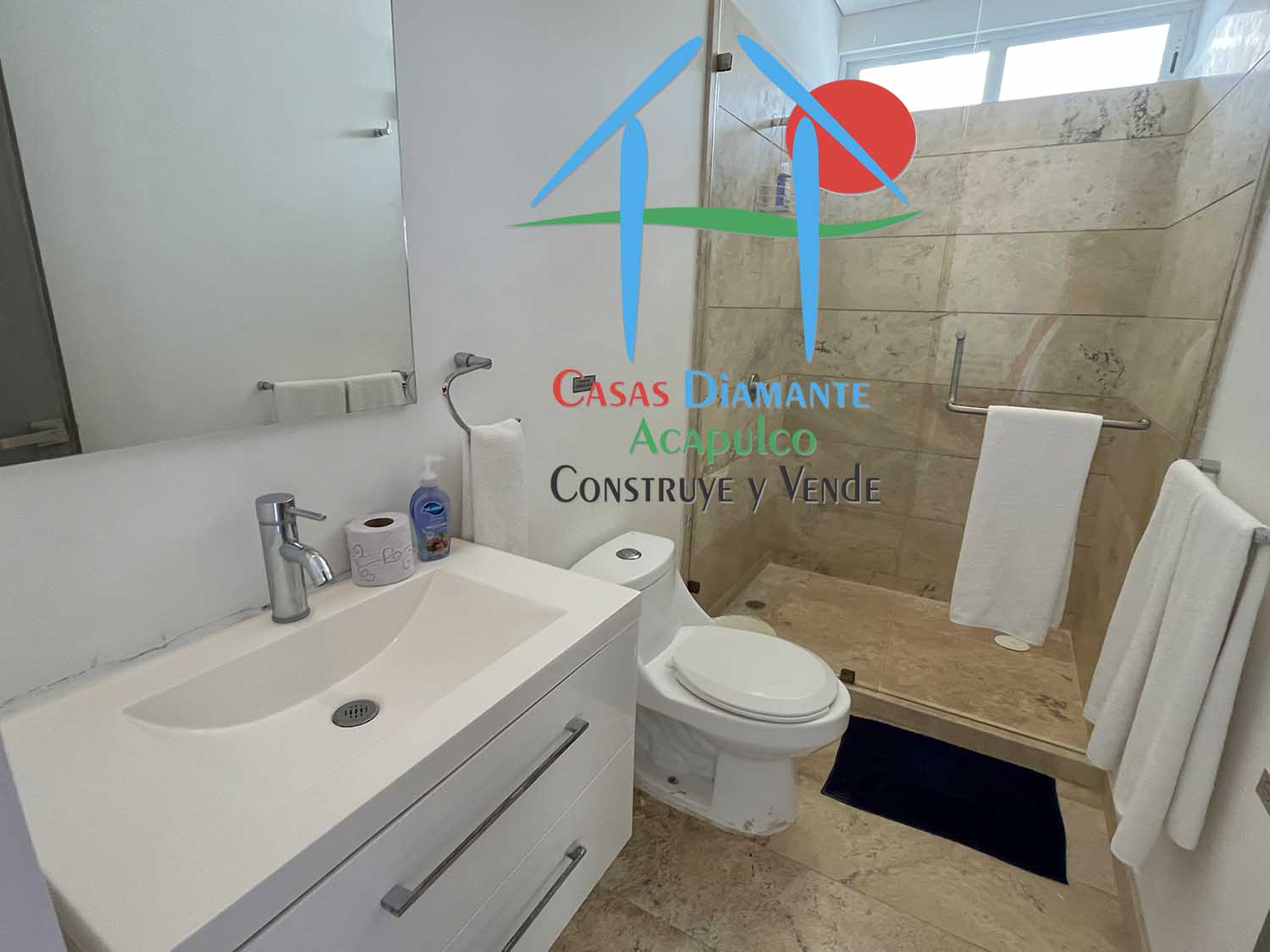 Armando's Le Club A 501 - Baño completo 1